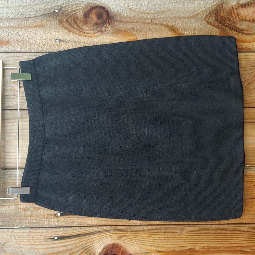 Vtg St. John Basics Black Label Santana Knit Skirt, Black, Made in USA